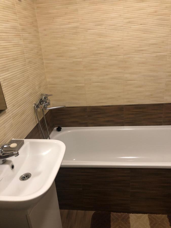 Apartment по вулиці набережна Vyshhorod